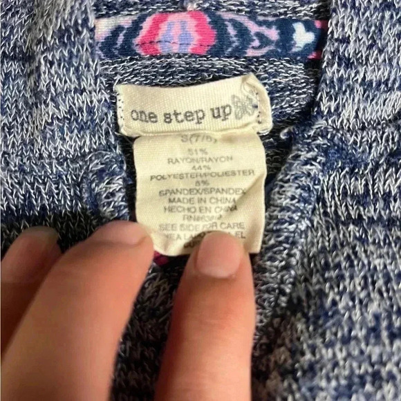 🌟 One Step Up Short sleeve hoodie sz 7/8 🌟 - Picture 6 of 6